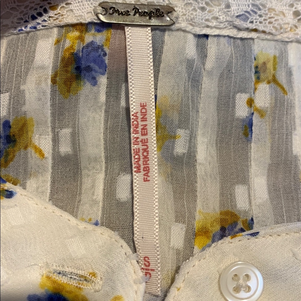 Free People Flowers in December Lightweight Sheer Blouse - White w Flowers - Picture 4 of 7